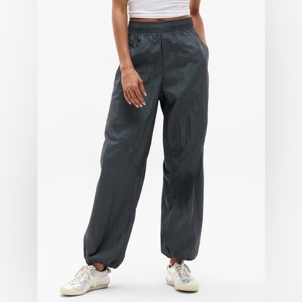 NWT Athleta Lunar Utility Pant MP